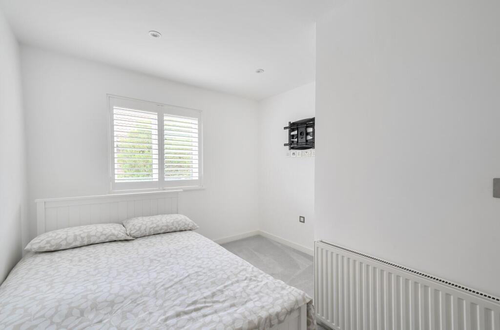 Davidson Frost-Wellings, DFW, Talman Grove, Bedroo