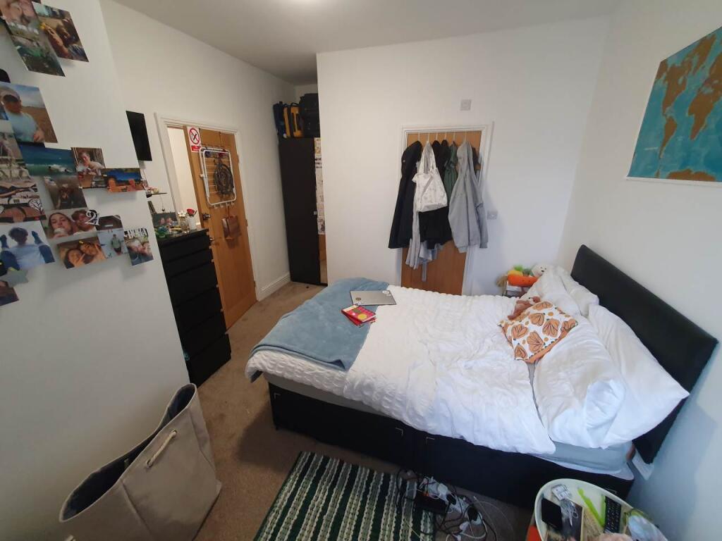 First floor middle b