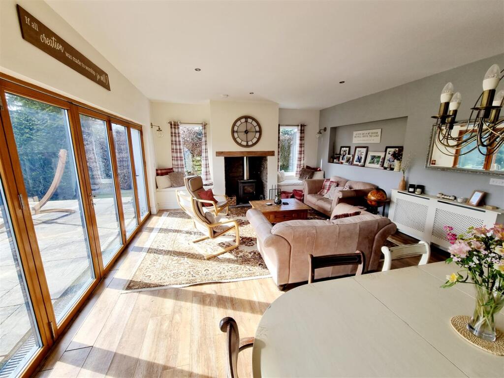Bi Folds 1.jpg