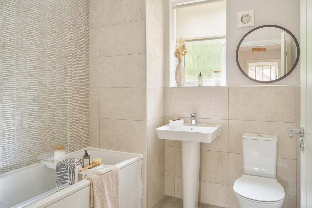 Bovis Kidderminster Crescent Cypress85484_Development_Hero_1280x853