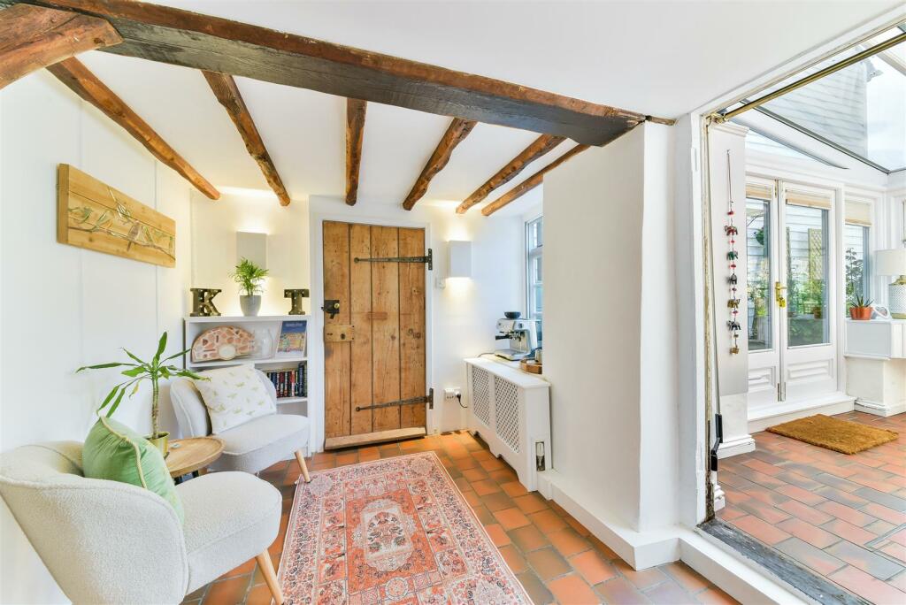 PARK COTTAGE- (5).jpg