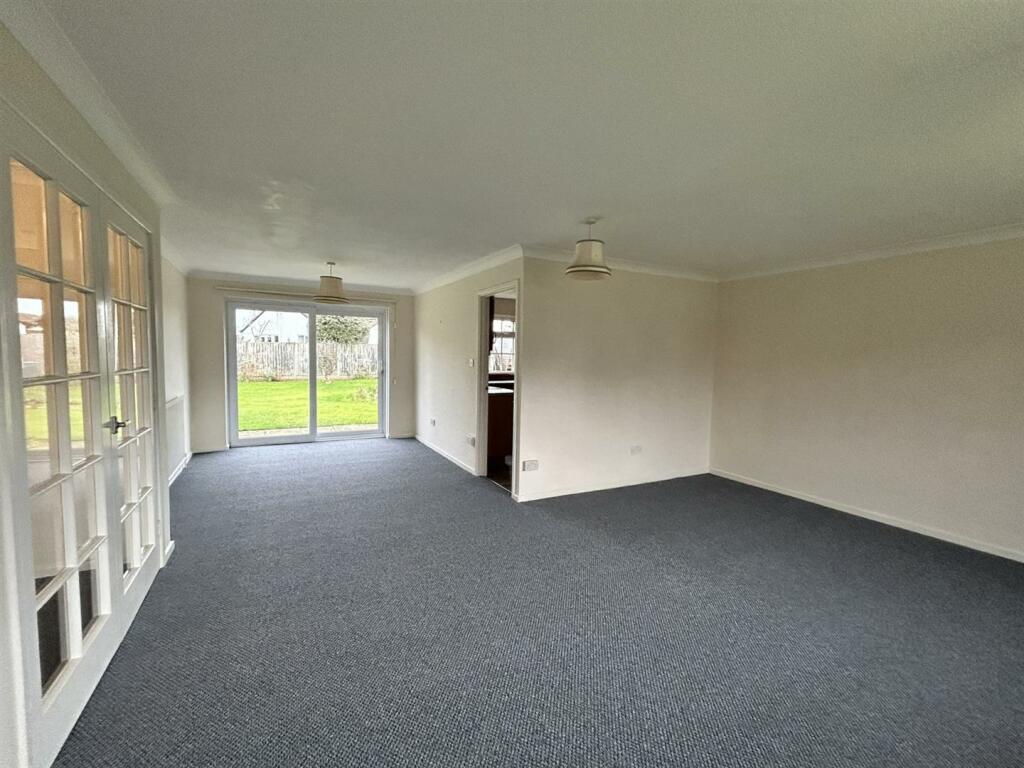 Living room.JPEG