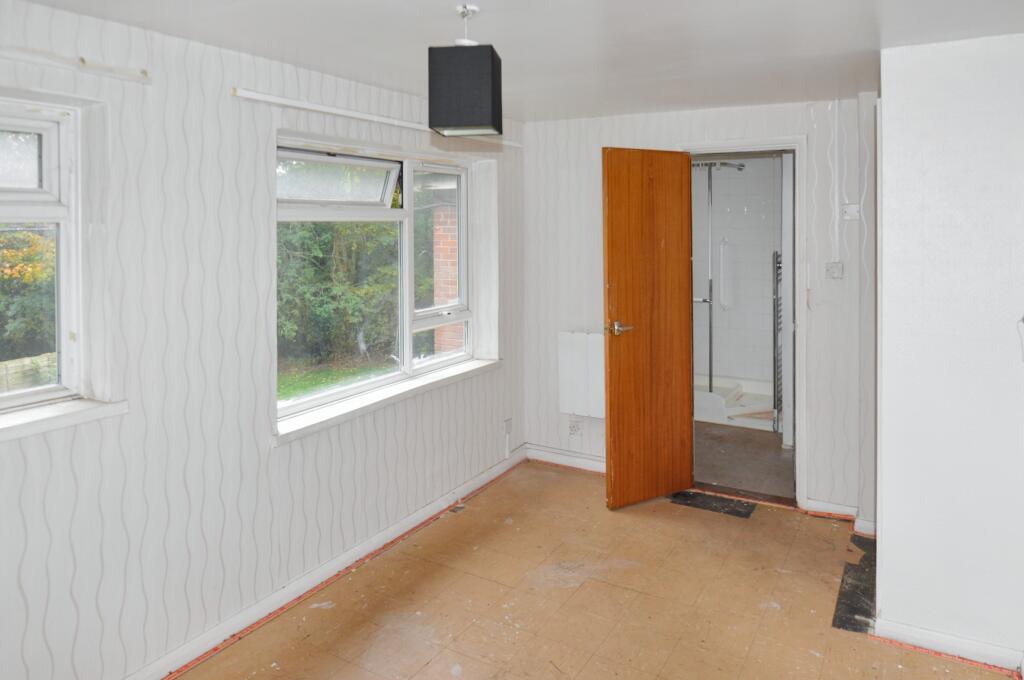 16 Oakey Close, Longford, Coventry, CV6 6JD