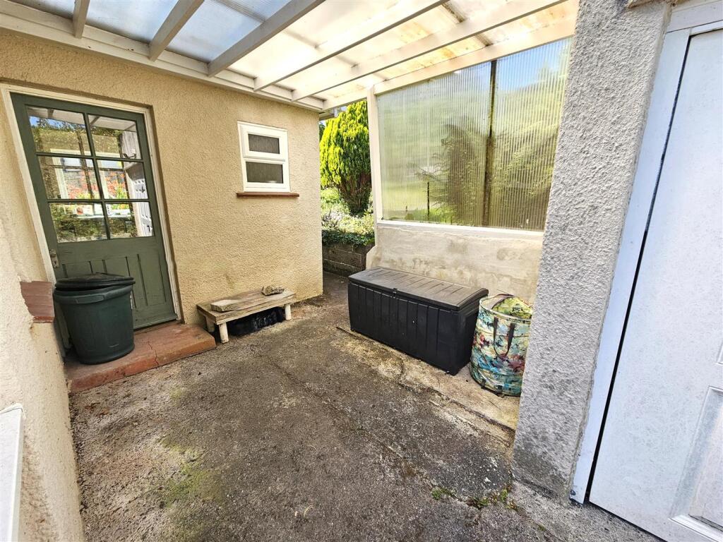 Rear covered area.jpg