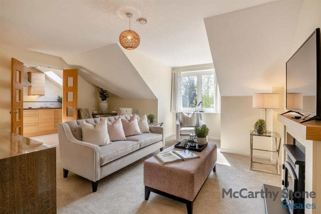 8643041-interior05.jpg