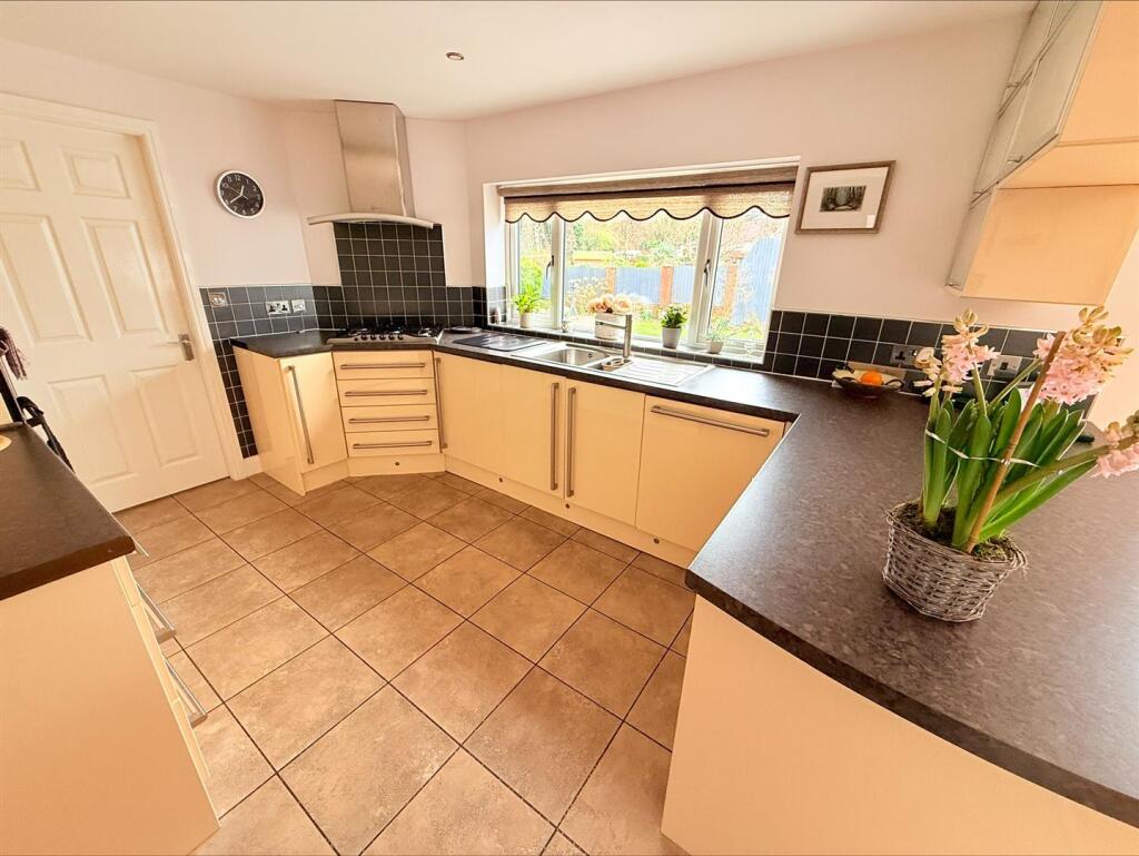 Open Plan Dining KItchen