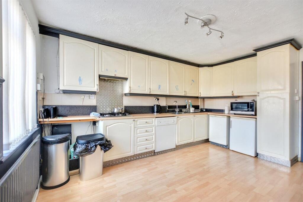 Kitchen Diner_3.jpeg