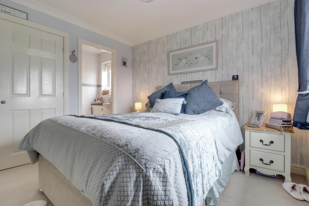 16- Rob Hammond EweMove Pontefract