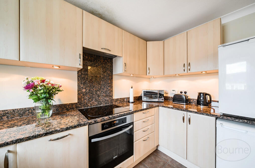 293592b8-eff7-4b4...