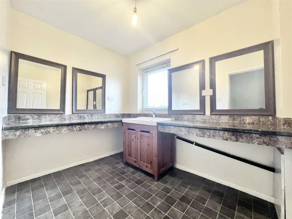 Vanity Dressing Room