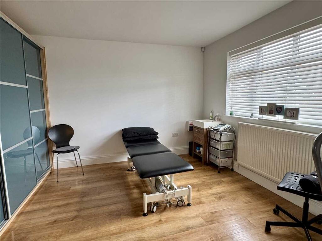 GROUND FLOOR BEDROOM