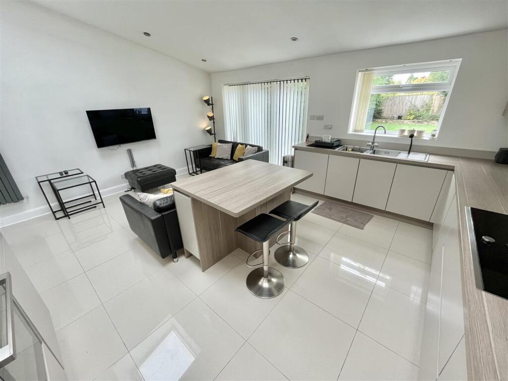 Open Plan Living Dining Kitchen Aspect 2