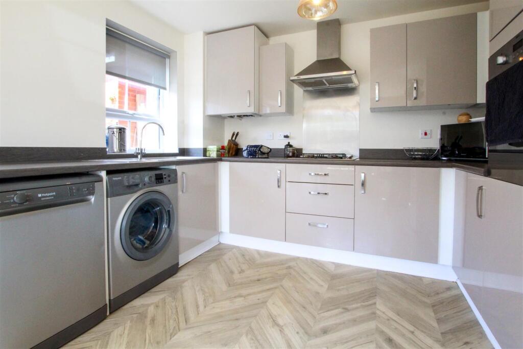 kitchen-3-4.jpg