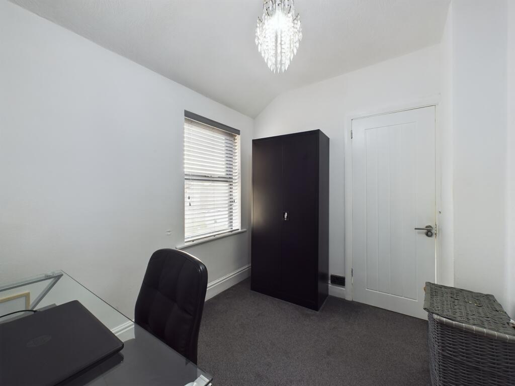 Bedroom/Study