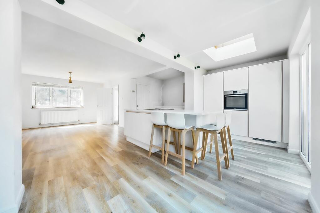 Living Room/Dining Room/Kitchen (3)