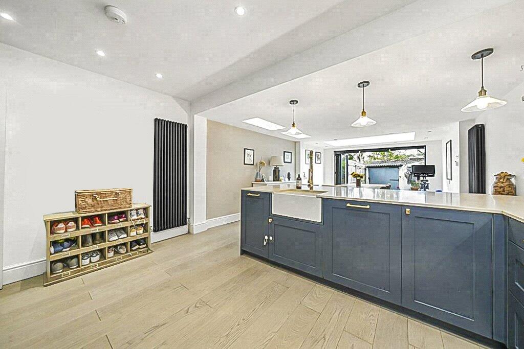 Kitchen/Reception