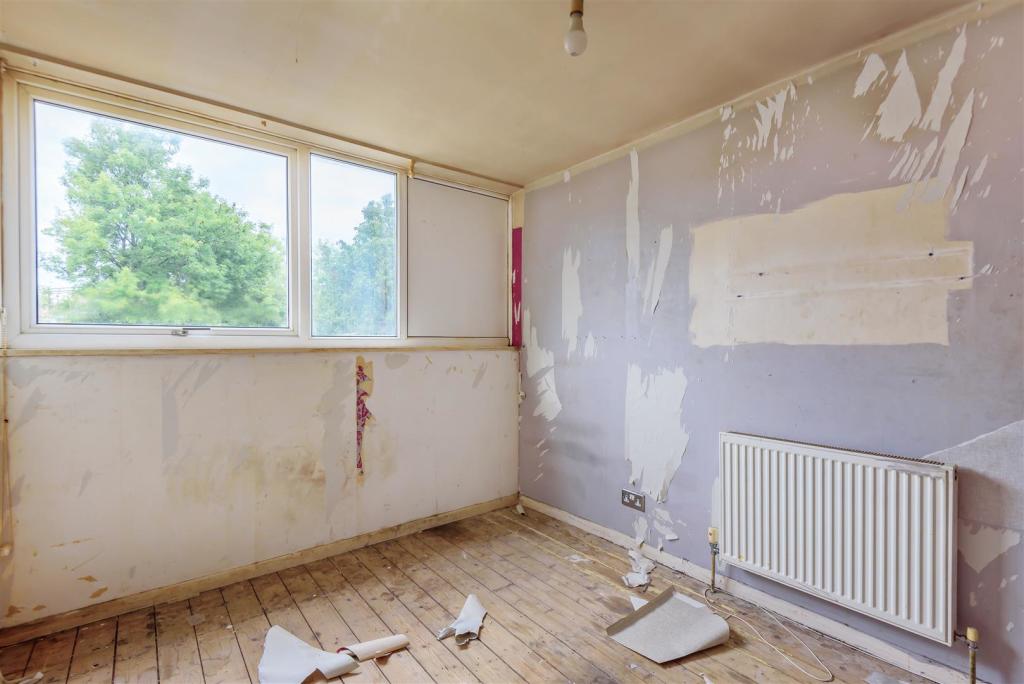 Bedroom 2.jpg