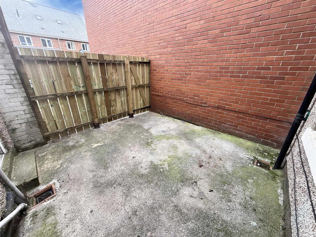 CWV Rear Yard.jpg