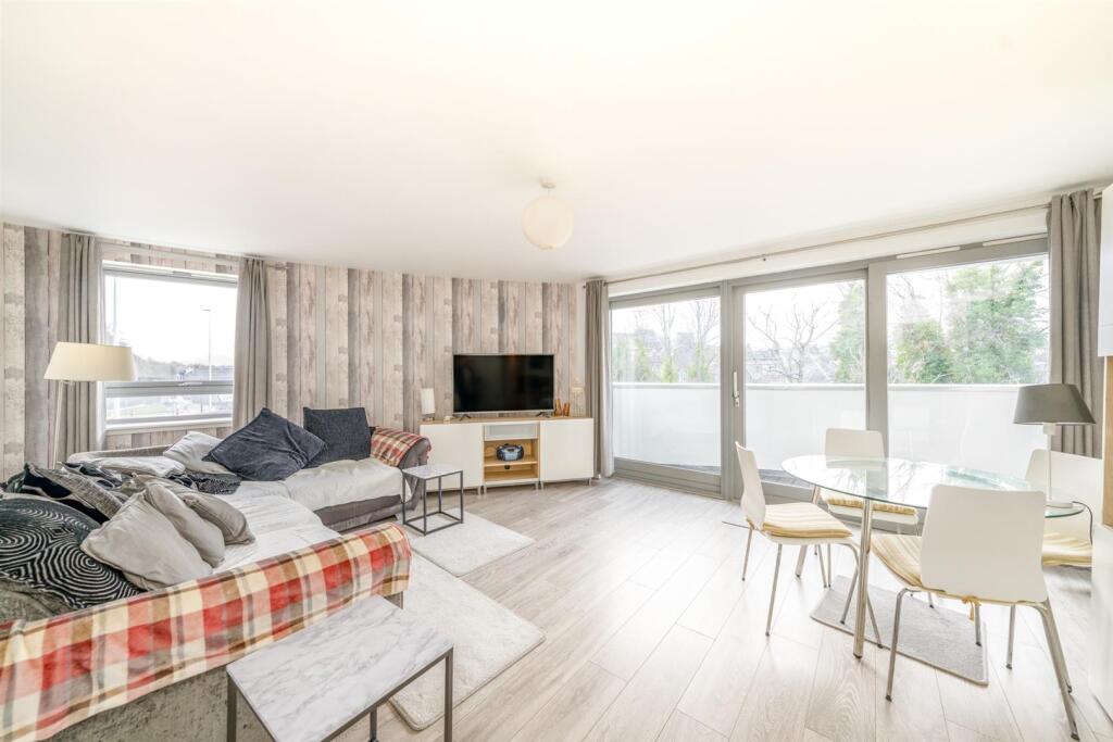 14_7_laidlaw_court_galashiels-03.jpg