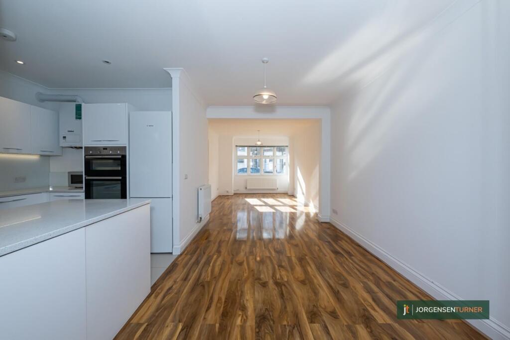 Cranbrook Road 81-008 LR - JT.jpg