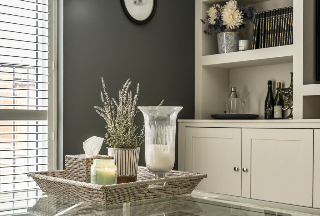 1325039-19-6877d2...