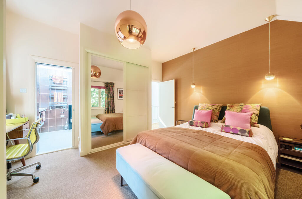 1335265-42-689256...