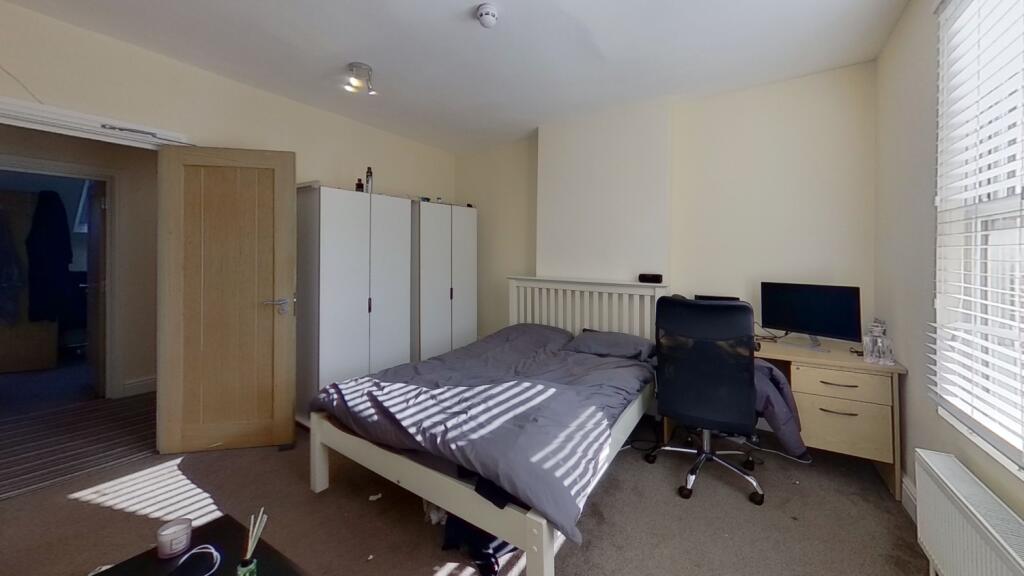 32a-Shakespeare-Street-Bedroom