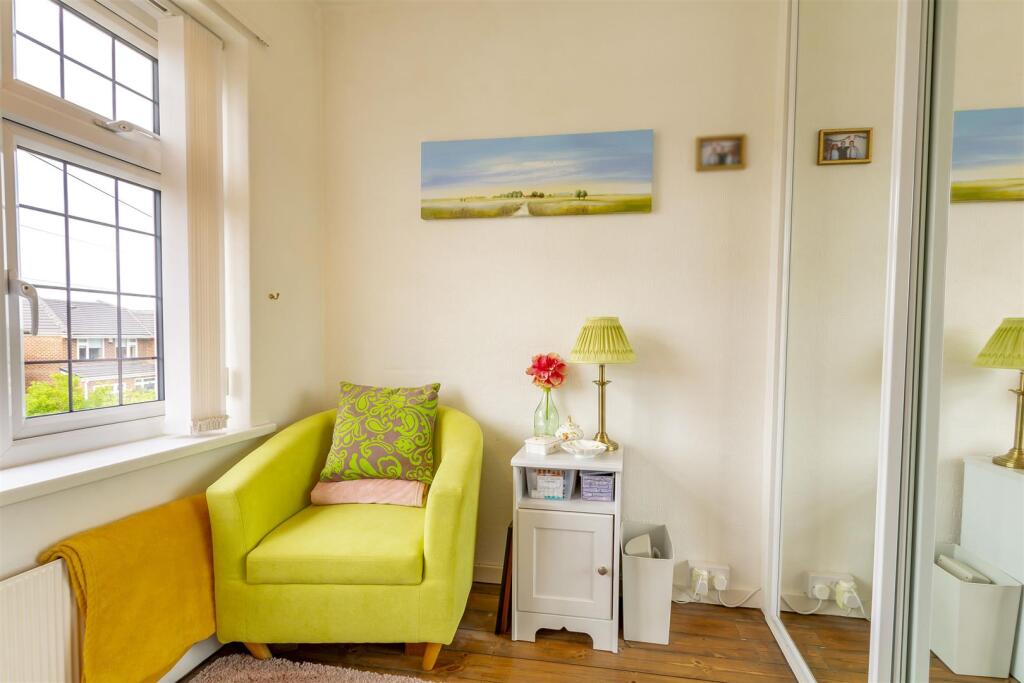 Bed 3 (5)-HDR copy.jpg