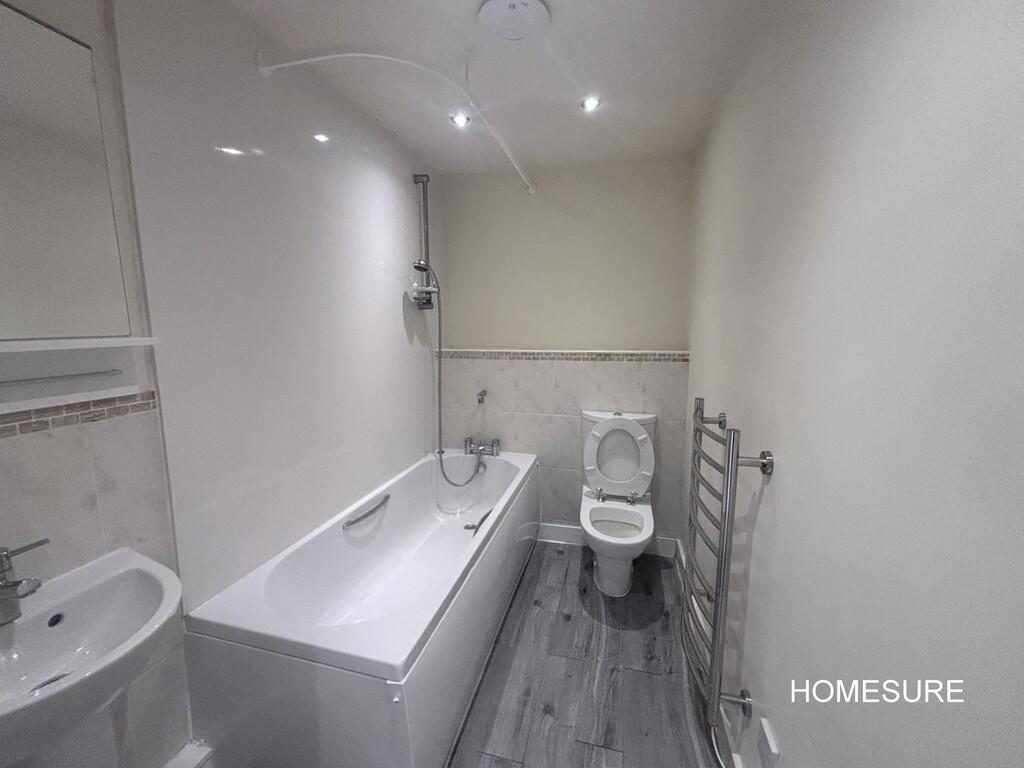 53 Cantilever Bat...