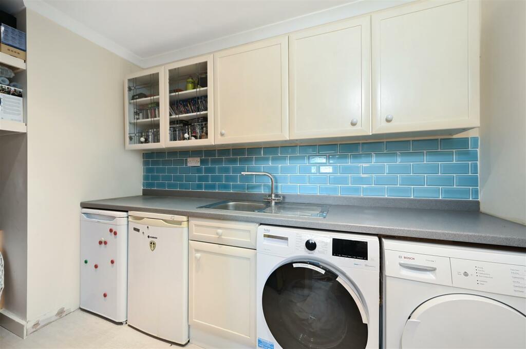 new barn close bn41 (21).jpg