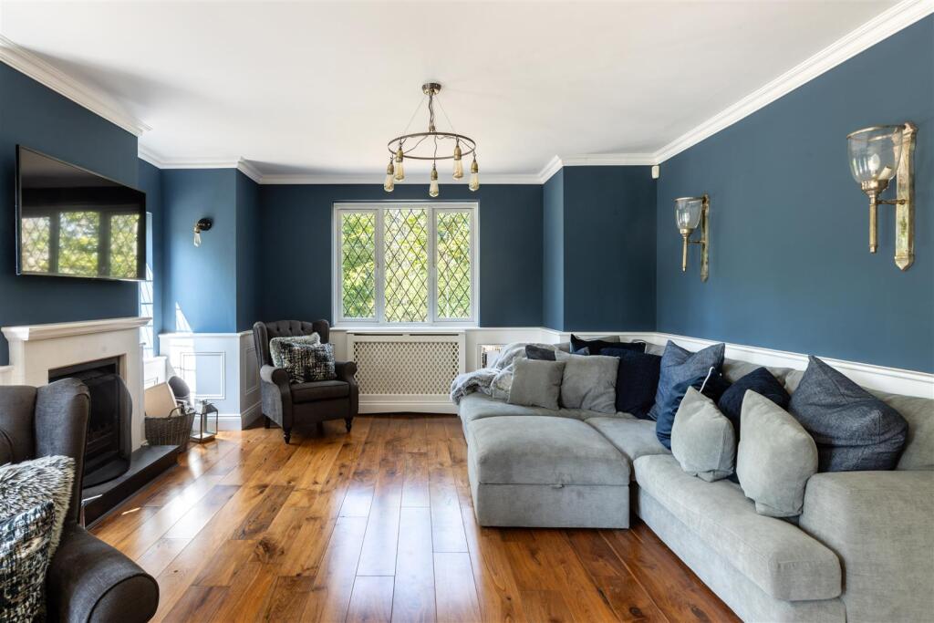 Bines Farm Cottage-32.jpg