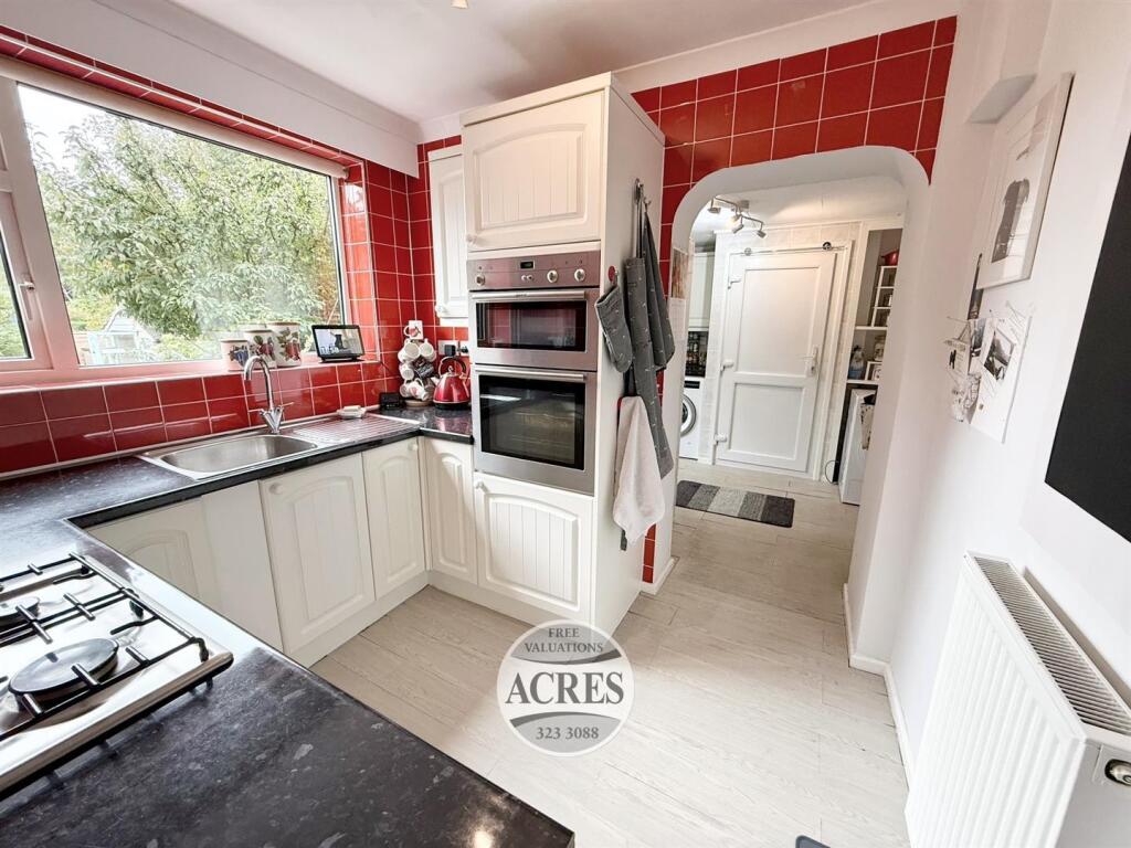 IMG_7022 (Large).jpg