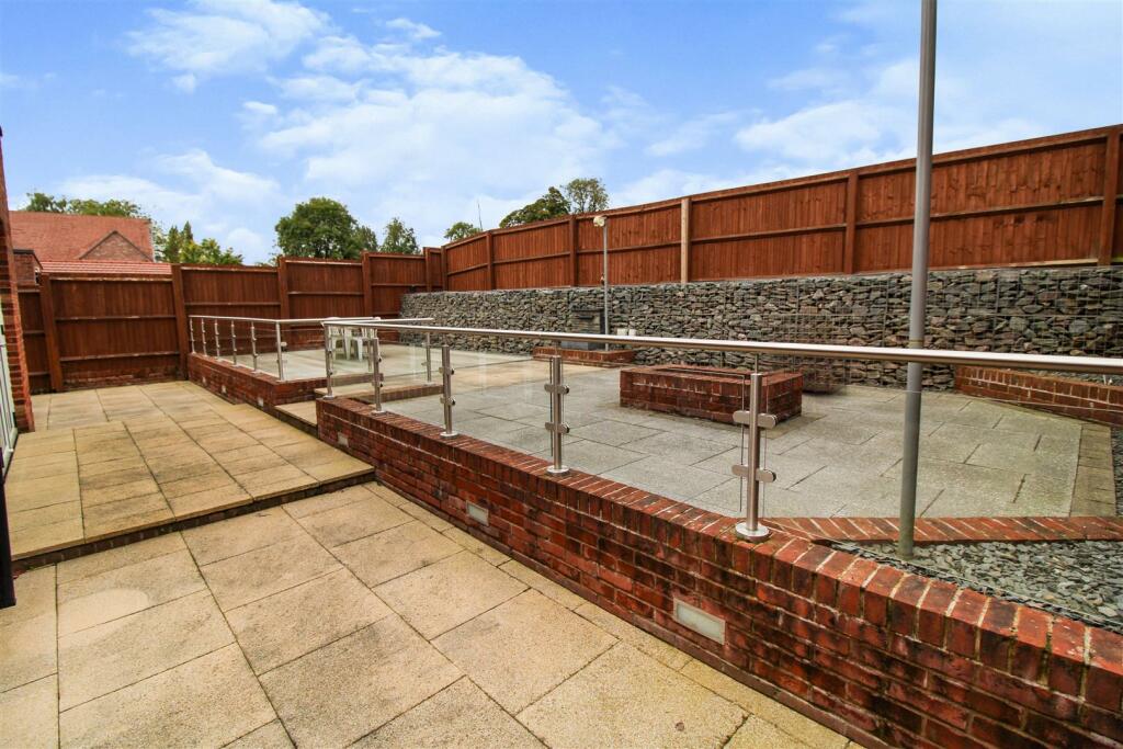 editedimage-8584be8c-563e-45b2-a9fb-909bc4a63c64 2