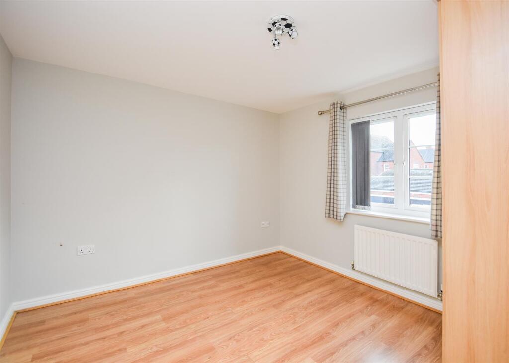 51 Deaconsfield - Bedroom 3.jpg