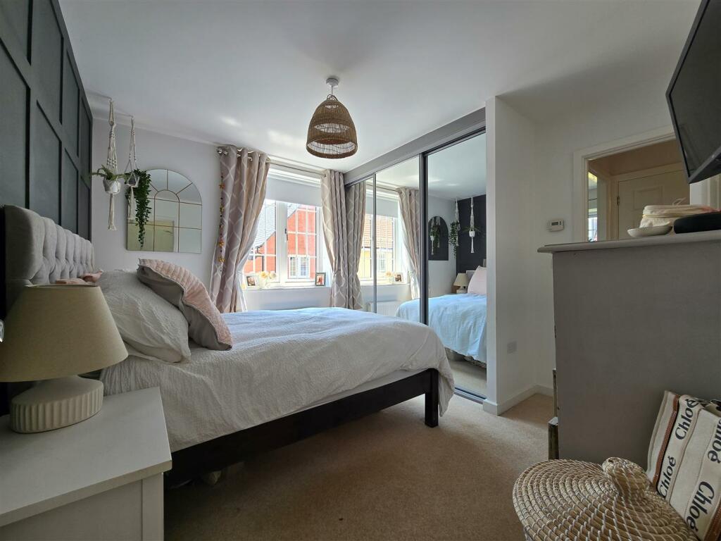 Main Bedroom