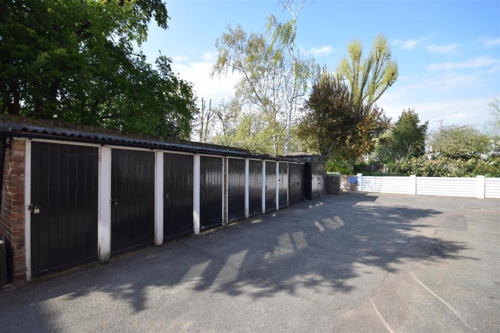 Storage Sheds Available To Rent