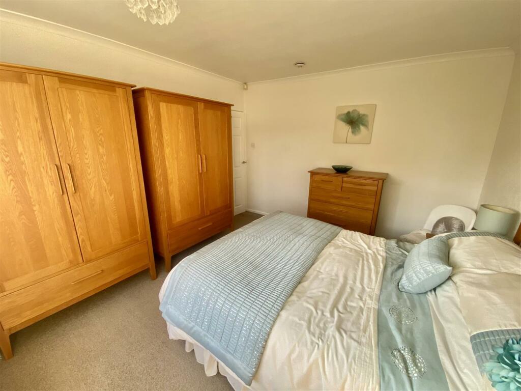 Bramleys Estate Agents - Westfield Avenue - Mirfie
