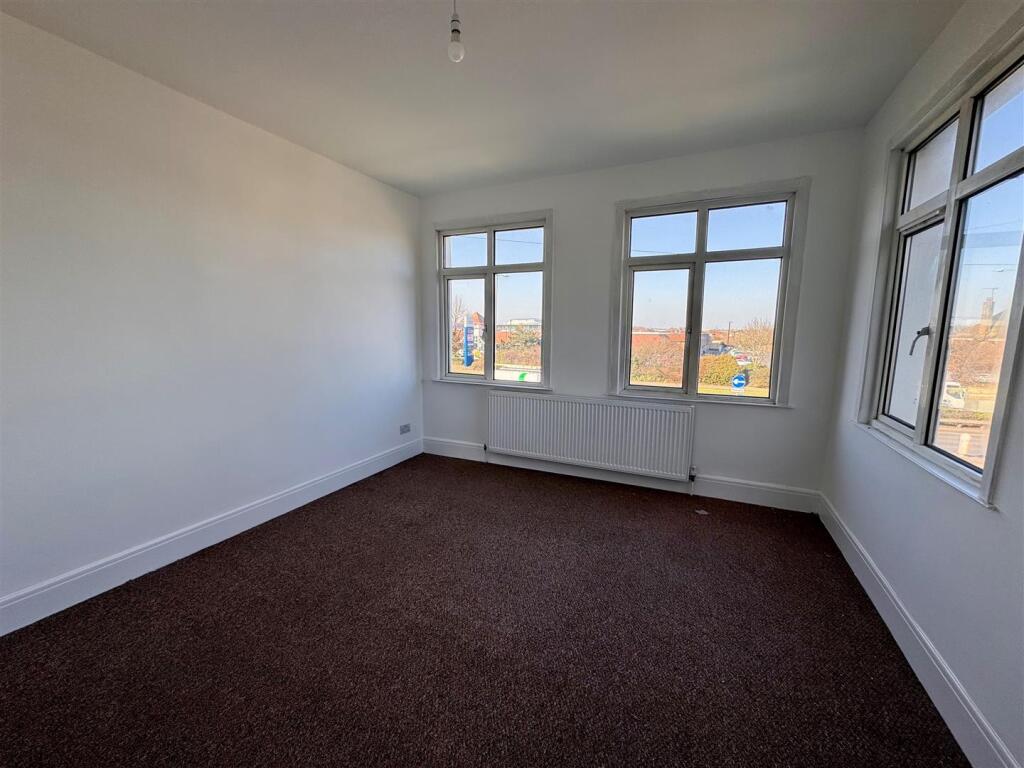 Bedroom.jpg