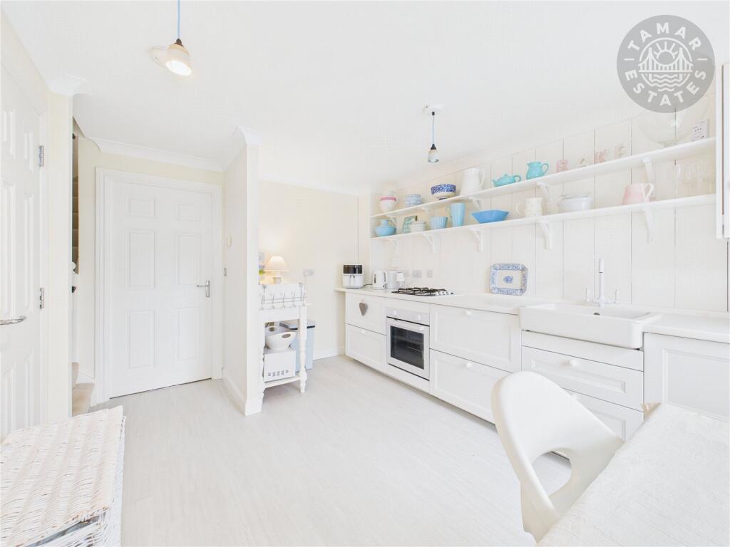 Kitchen/Breakfast Rm
