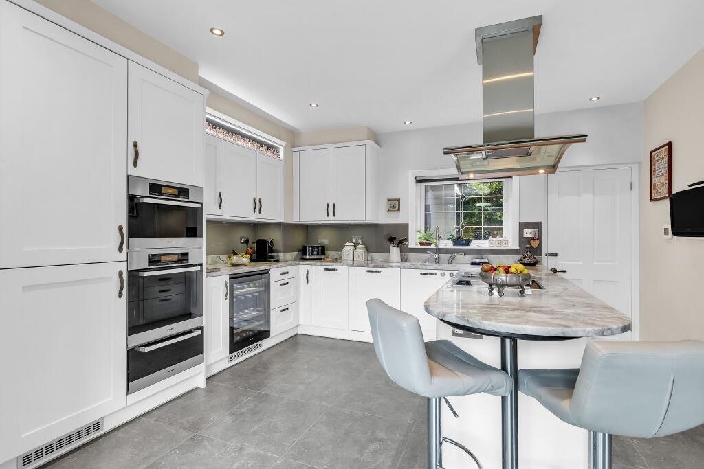 Living Dining Kitchen Area