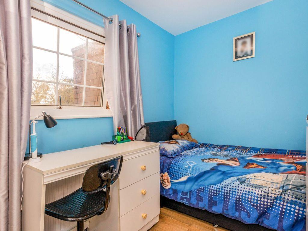 bedroom 3.jpg