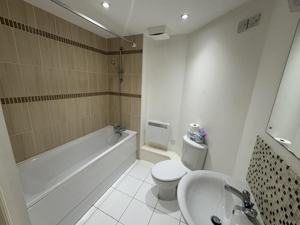Main Bathroom