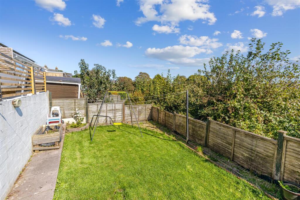 A06 - 13 Town Park, Loddiswell - 250922.jpg