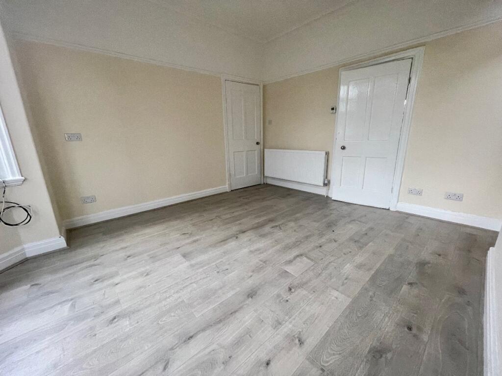 Reception Room 2 (overlooking Front Garden)