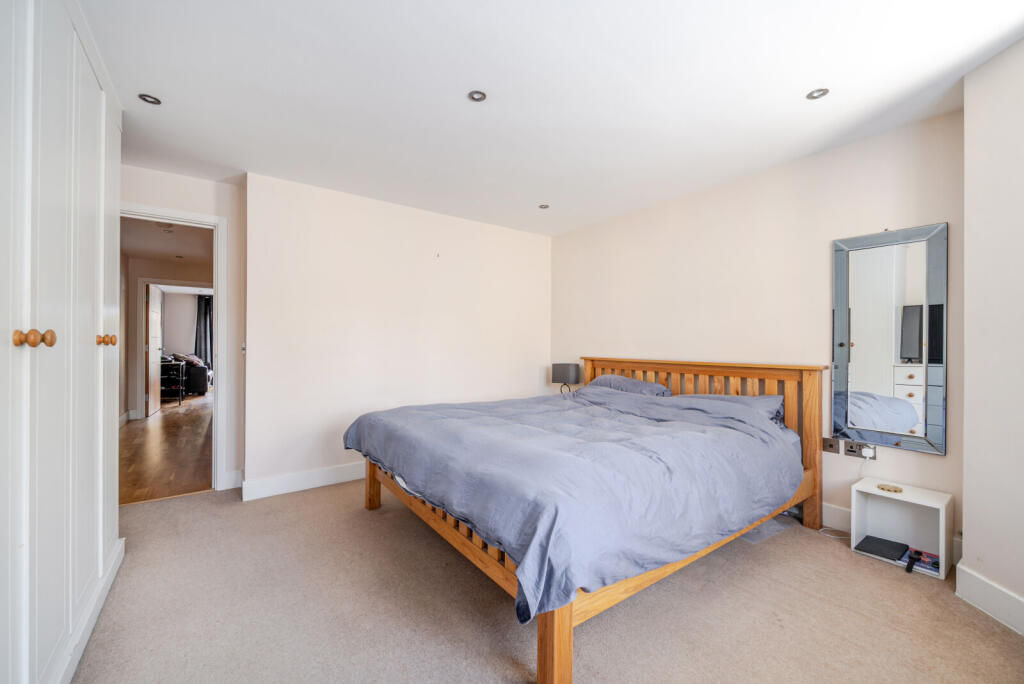 1376618-16-6926e9...