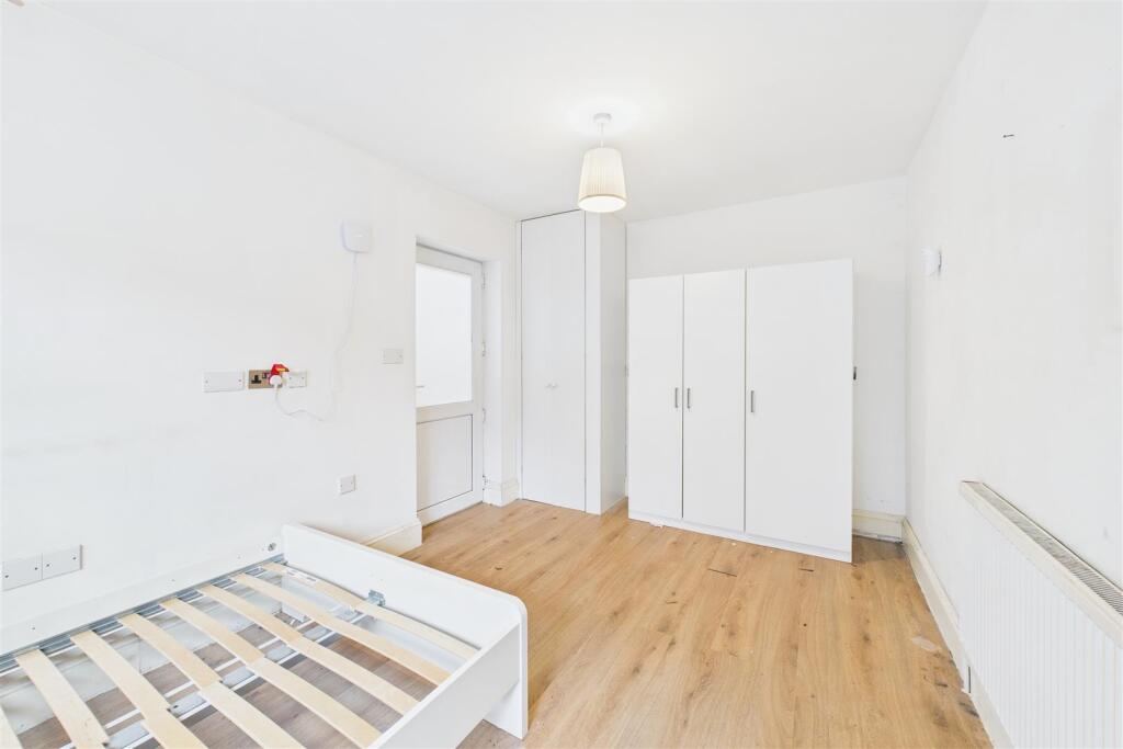 1 Coombe Brook Lane, Fishponds, Bristol BS5 7EZ | 