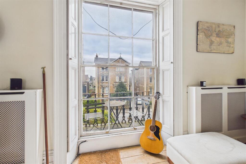 33 Pembroke Road, Clifton, Bristol BS8 3BE | Freeh