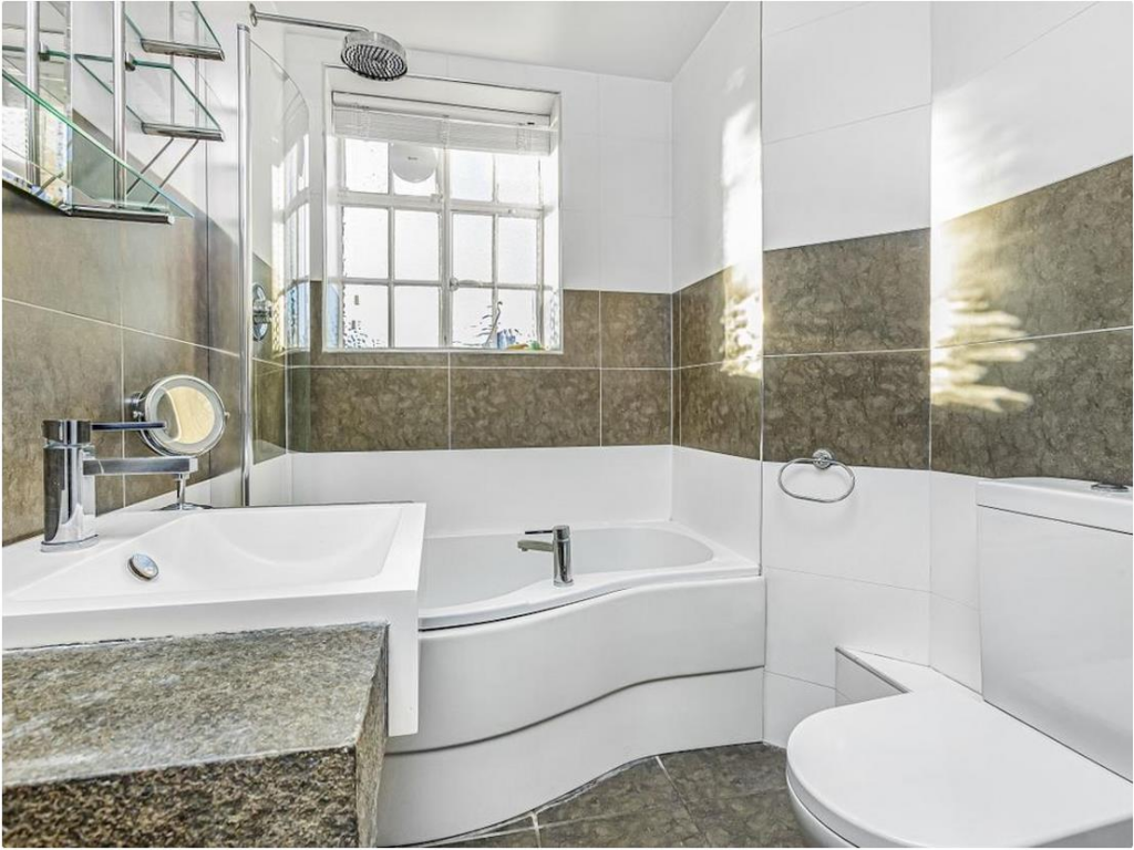 Bathroom 1.PNG