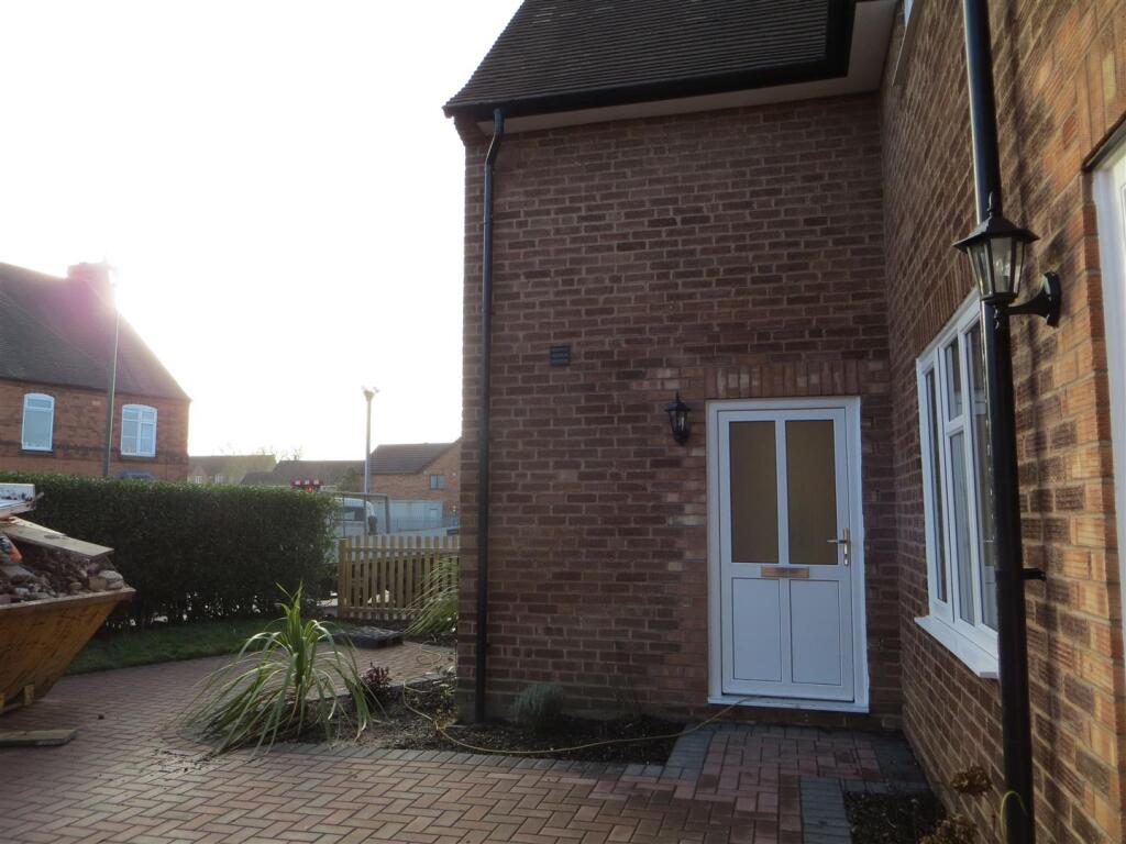 1980-01-01 00.00.52.jpg