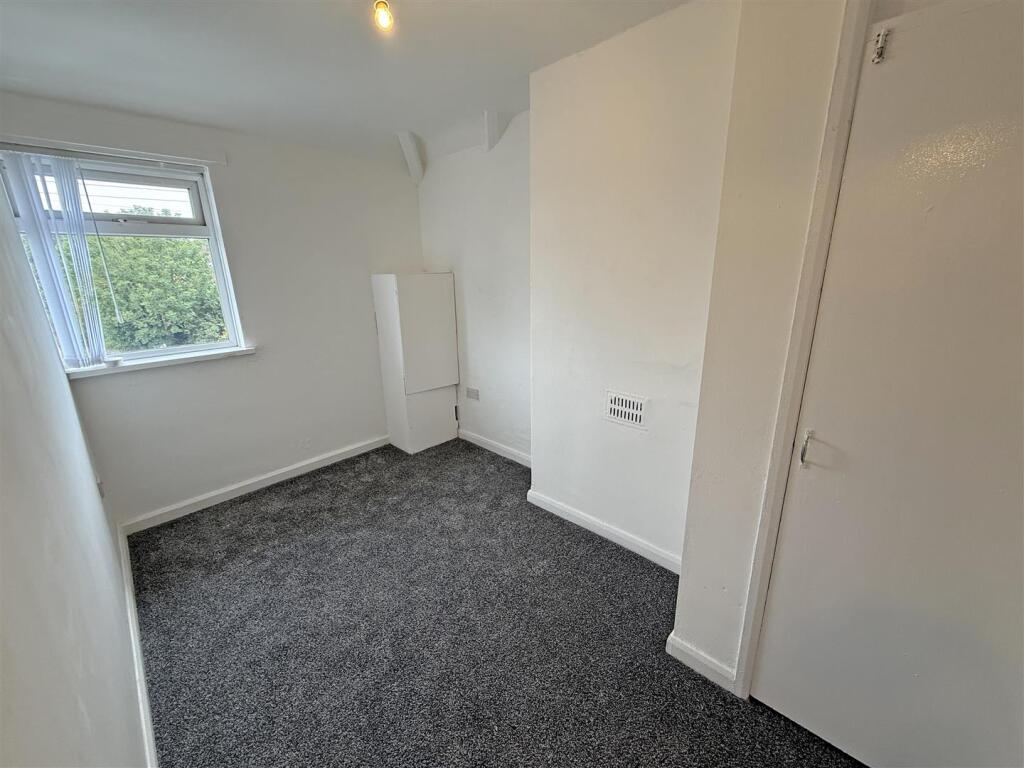 Bedroom 3.jpg